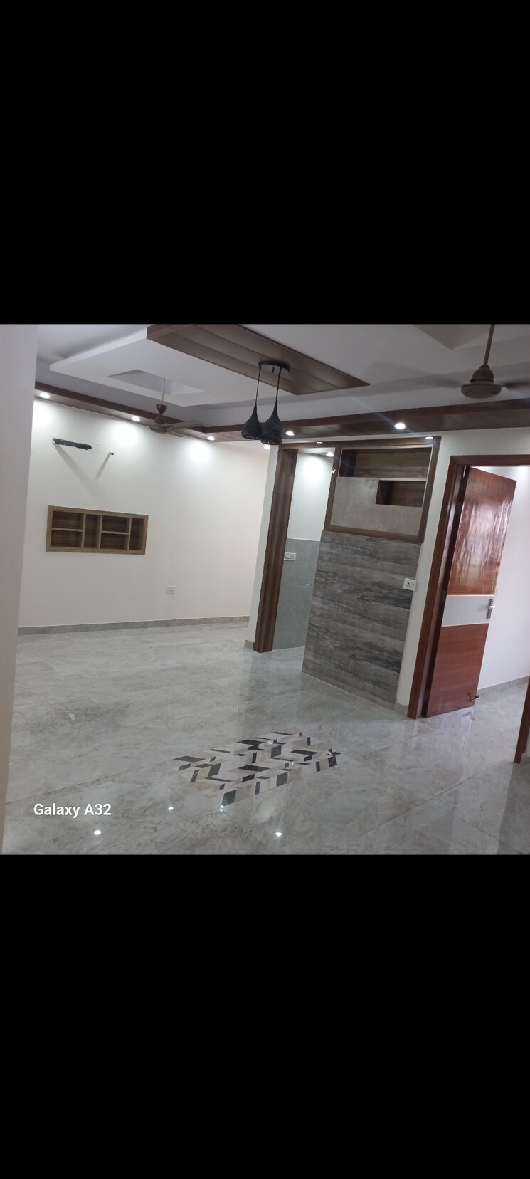  Parking, bptp-eden-estate 3 Bedroom 1975 Sq.Ft. Builder Floor In Sector 81 Faridabad 9148053