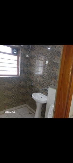 Bathroom in 3 BHK Builder Floor at BPTP Eden Estate, Sector 81 – for Sale