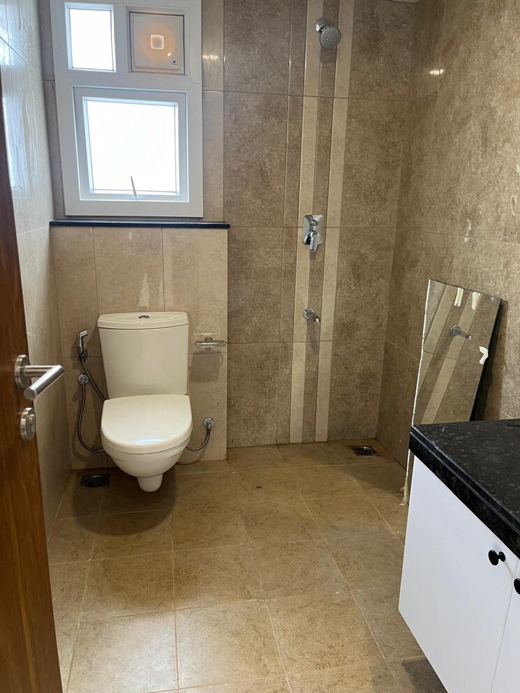 Bathroom, prestige-tranquil 3 Bedroom 2049 Sq.Ft. Apartment In Kokapet Hyderabad 9148043