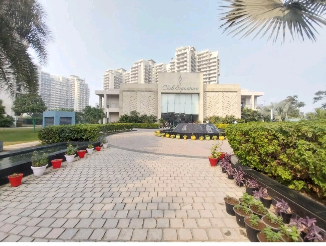4 BHK Apartment For Sale in Bestech Park View Grand Spa