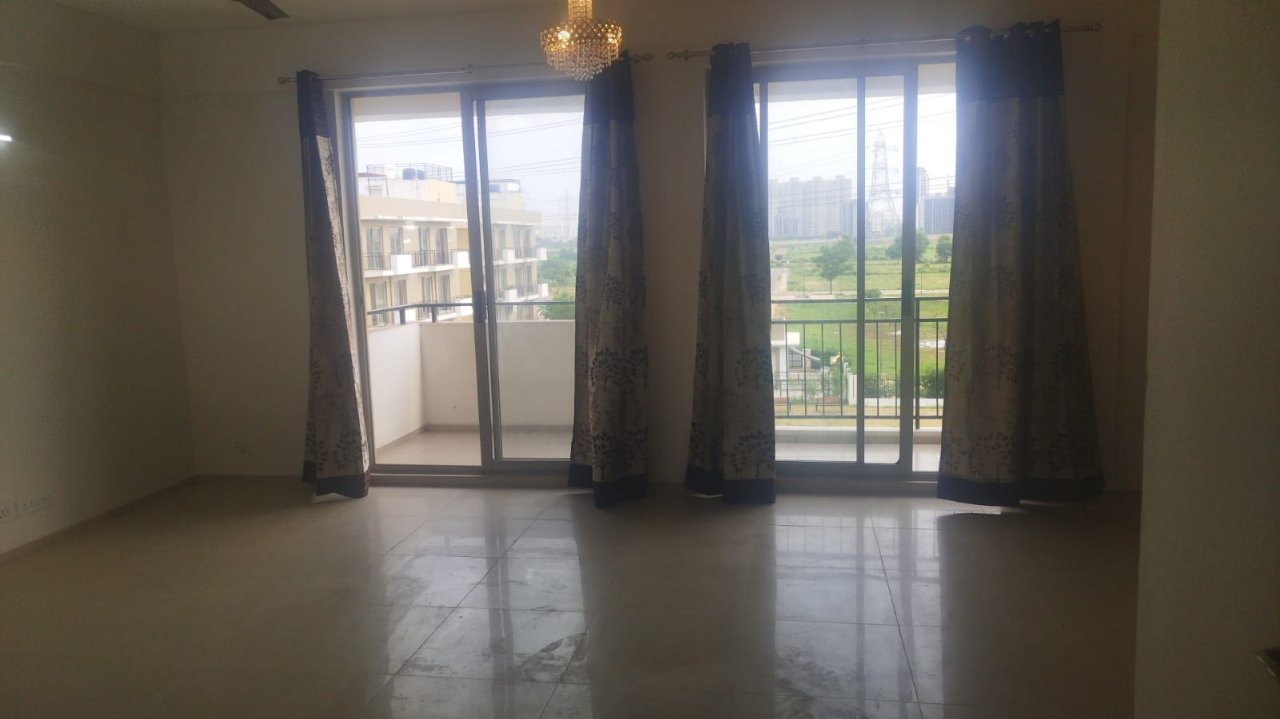 3.5 BHK + Pooja Room,Study Room 1550 Sq.Ft. Builder Floor in Vatika One Express City