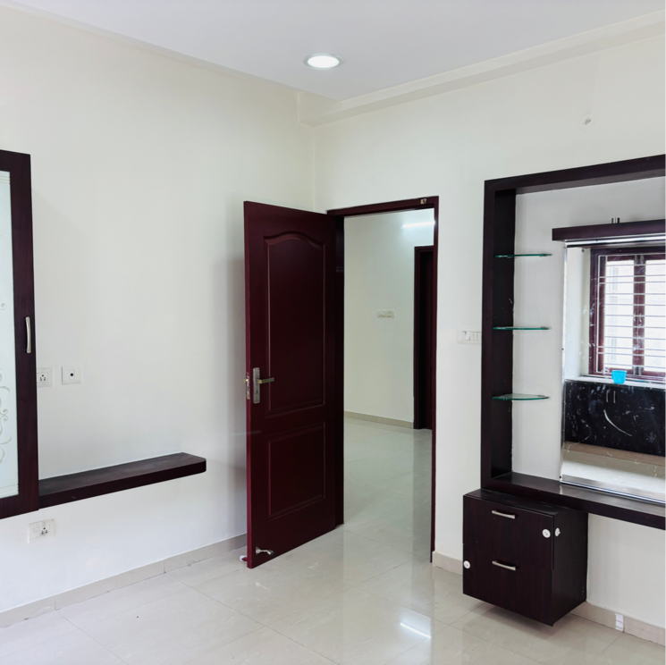 Room, madhapur 3 Bedroom 1869 Sq.Ft. Builder Floor In Madhapur Hyderabad 9148144