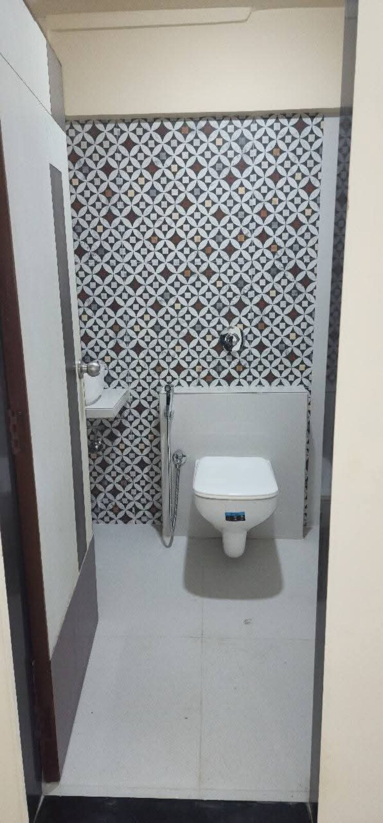 Bathroom, pearl-arcade-andheri 3 Bedroom 1000 Sq.Ft. Apartment In Andheri West Mumbai 9148146