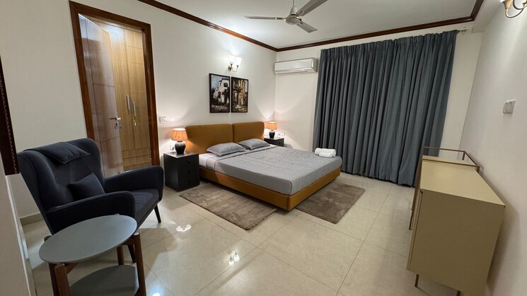 Master Bedroom, malcha marg 3 Bedroom 3000 Sq.Ft. Apartment In Malcha Marg Delhi 9148169