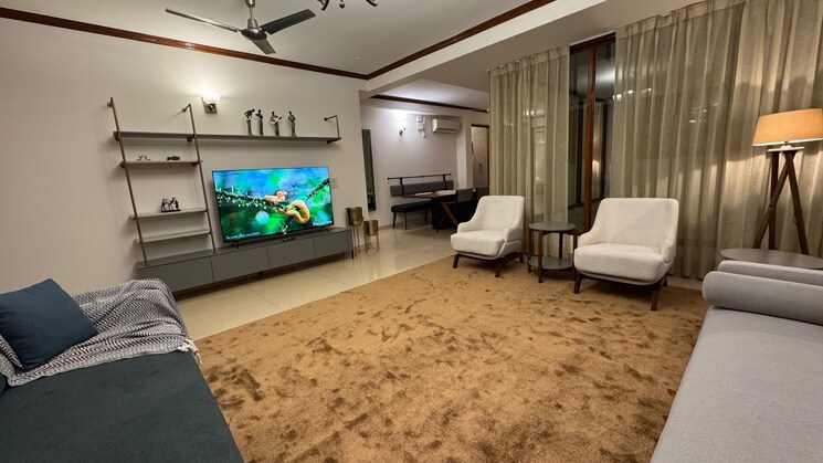 Living Room, malcha marg 3 Bedroom 3000 Sq.Ft. Apartment In Malcha Marg Delhi 9148169