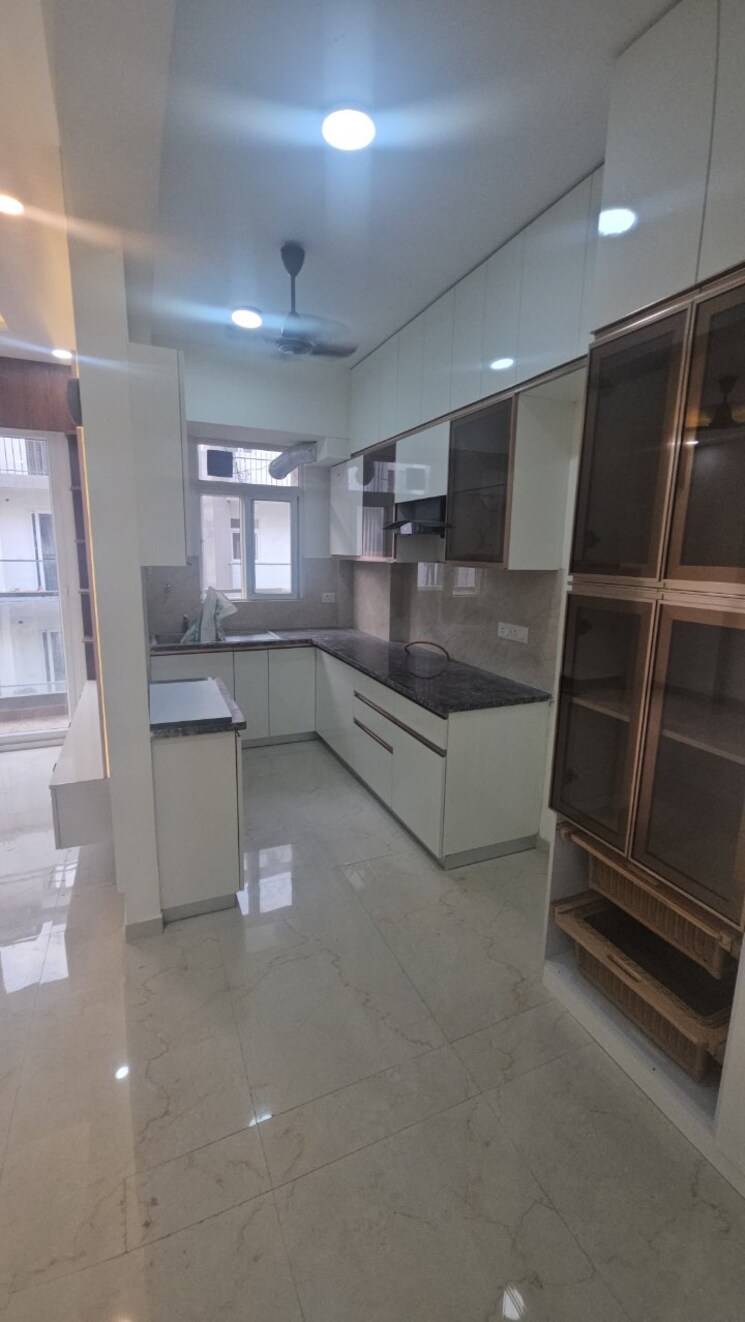 Kitchen, smart-world-gems 3.5 Bedroom 1494 Sq.Ft. Builder Floor In Sector 89 Gurgaon 9148148