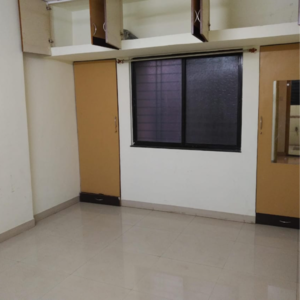 Room in 3 BHK Apartment at Treasure Apartments, Kasarwadi – for Sale