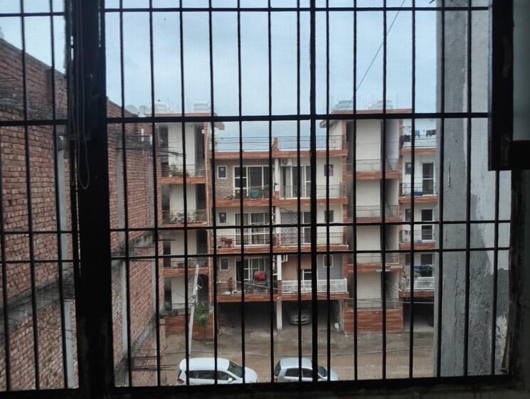 Room, dhakoli 3 Bedroom 1350 Sq.Ft. Builder Floor In Dhakoli Zirakpur 9148193