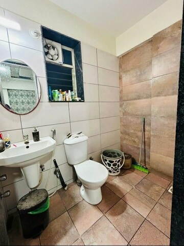 Team Area in 2 BHK Apartment at Kumar Sophronia, Kalyani Nagar – for Rent