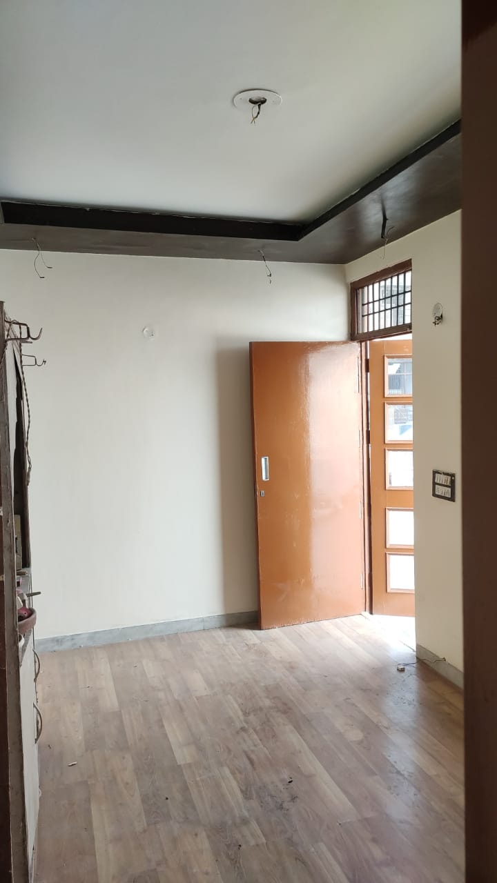 6 BHK Independent House For Sale in Baltana 