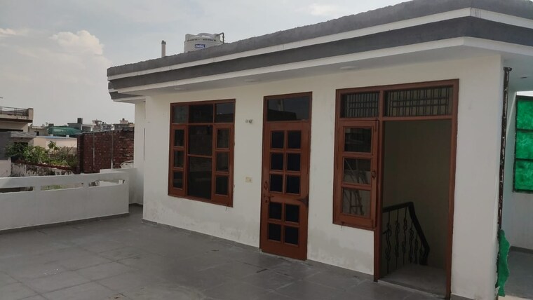 undefined, ambala highway 6 Bedroom 1850 Sq.Ft. Independent House In Ambala Highway Zirakpur 9148231