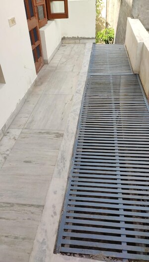  6 BHK Independent House at Ambala Highway – for Sale