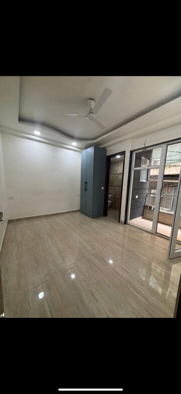 Room in 1 BHK Apartment at Sector 23 Dwarka – for Rent