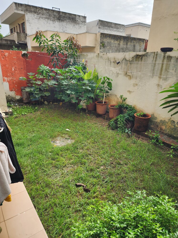 Garden, greater mohali 3 Bedroom 2200 Sq.Ft. Builder Floor In Greater Mohali Mohali 9148230