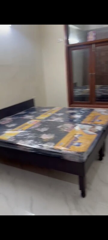 Bedroom in 1 RK Builder Floor at Paryavaran Complex – for Rent