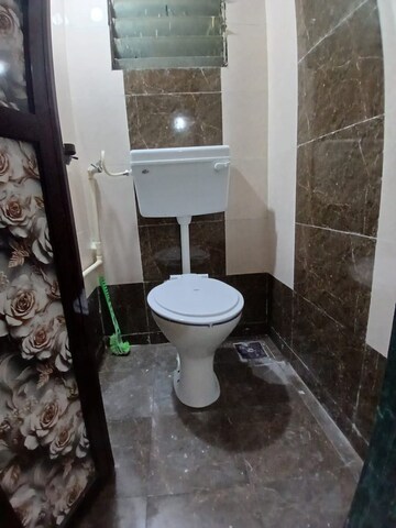 Bathroom in 1 RK Apartment at Nagari Niwara CHS, Goregaon East – for Rent
