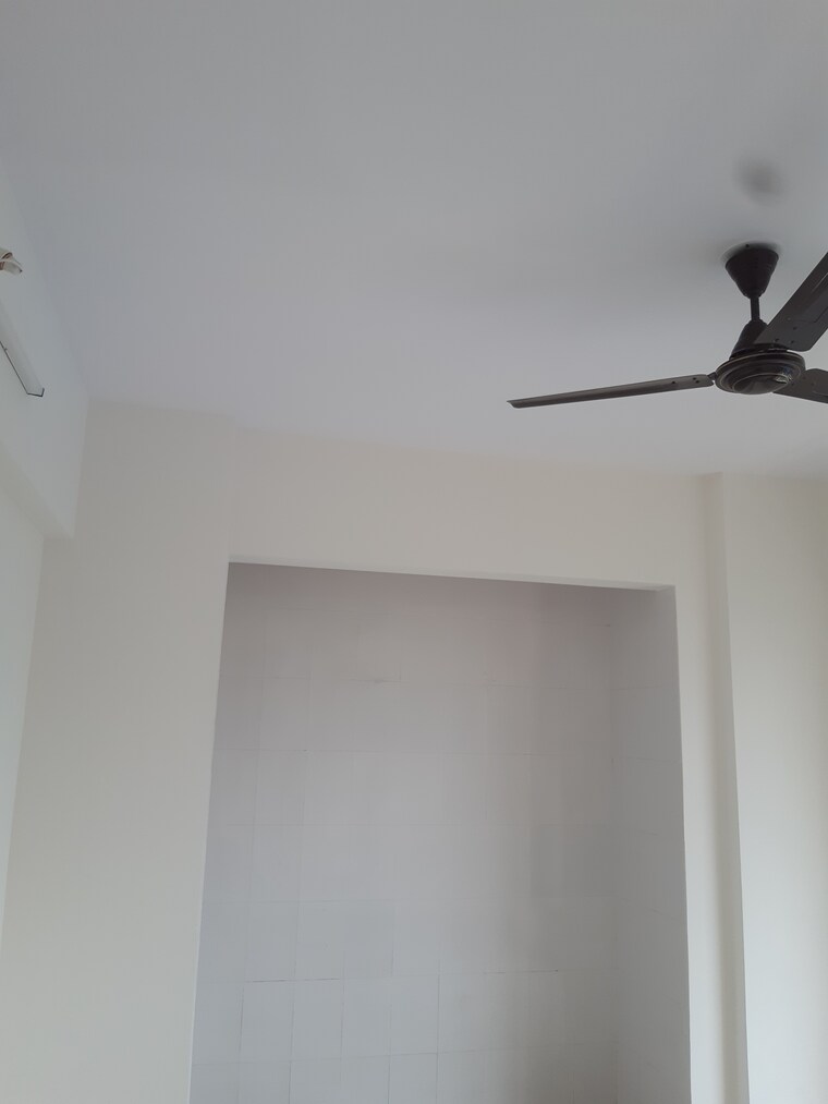 Room, rajdeep-society 3 Bedroom 1700 Sq.Ft. Apartment In Naupada Thane 9148304