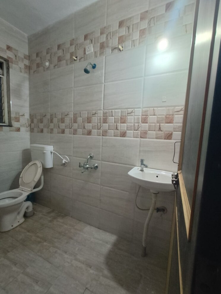 Bathroom, kharadi 1 RK 275 Sq.Ft. Apartment In Kharadi Pune 9148332