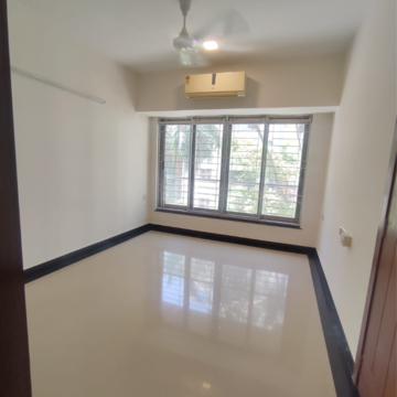 Room in 3 BHK Apartment at Park Lane Apartments, Waterfield Road – for Rent