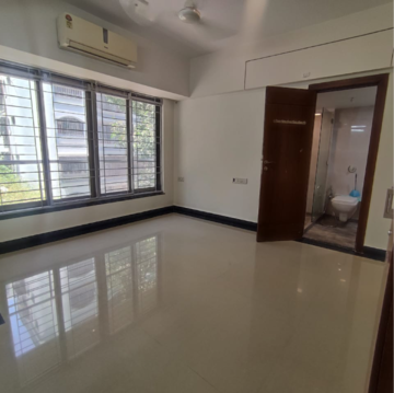 Room in 3 BHK Apartment at Park Lane Apartments, Waterfield Road – for Rent