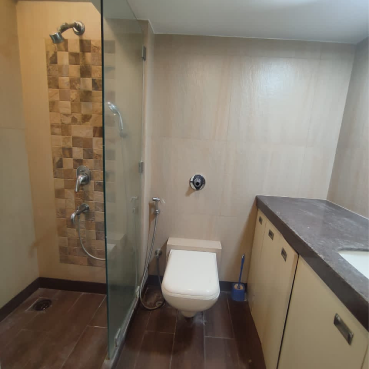 Bathroom, park-lane-apartments 3 Bedroom 1200 Sq.Ft. Apartment In Waterfield Road Mumbai 9148364