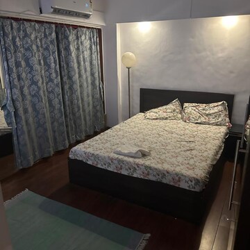 Bedroom in 2 BHK Apartment at Kiran Apartment Bandra , Ranwar – for Rent