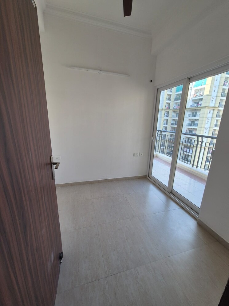 Room, ajnara-homes 2.5 Bedroom 1085 Sq.Ft. Apartment In Sector 16b Greater Noida Greater Noida 9148373