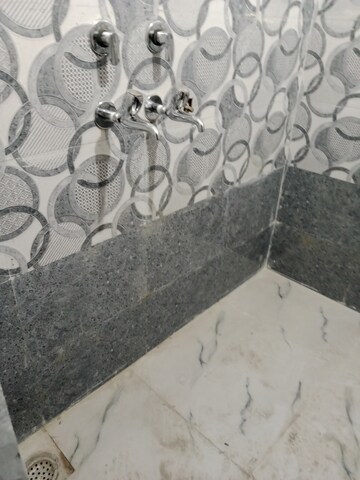 Bathroom in 2 BHK Builder Floor at Sector 24 – for Rent