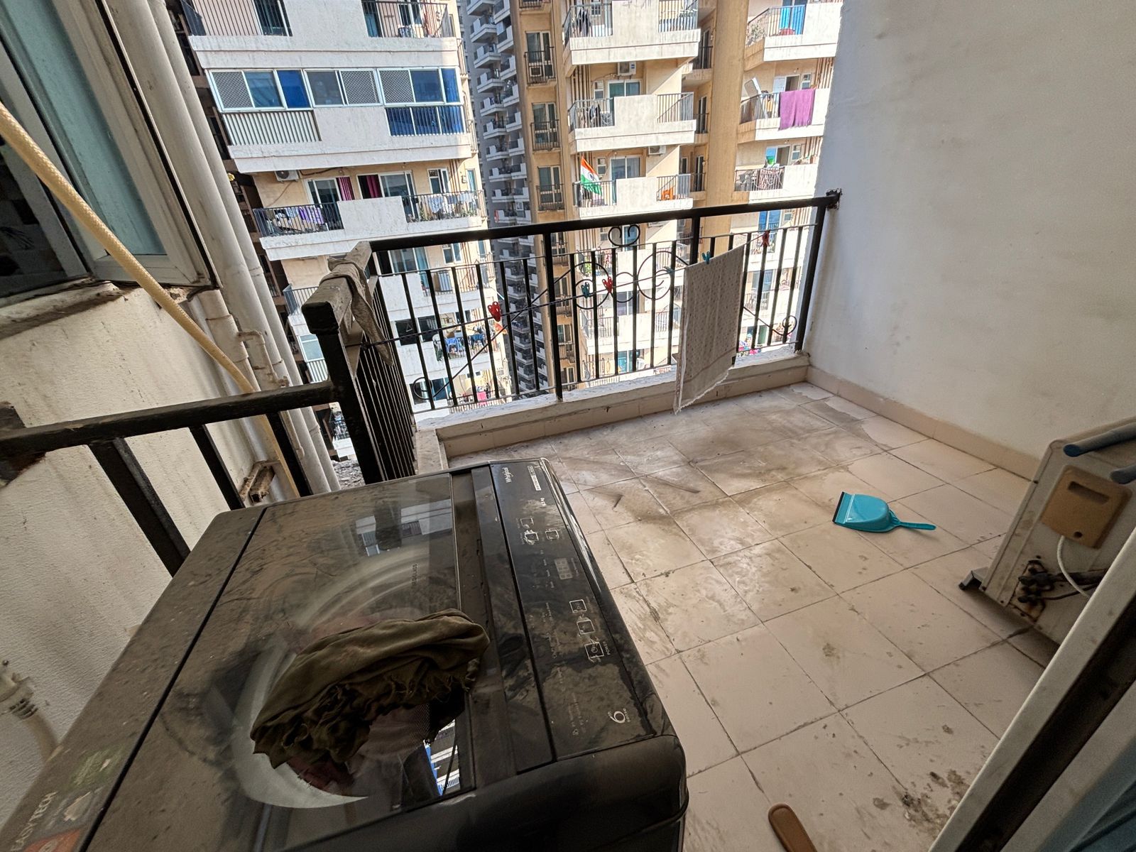 1 BHK Apartment For Sale in Gaur City 2 - 14th Avenue