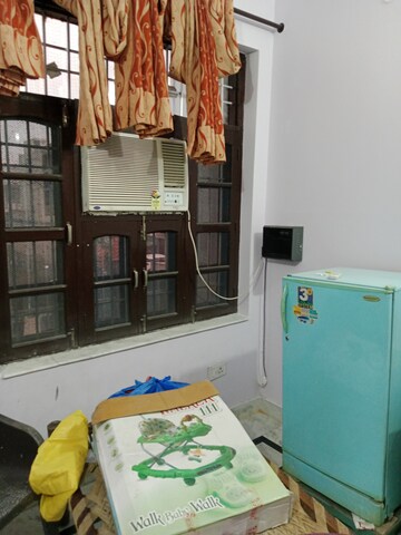  2 BHK Builder Floor at Sector 18 – for Rent
