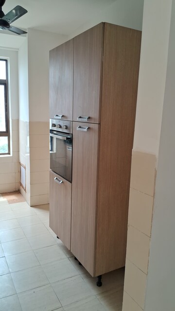 Bathroom in 3 BHK Apartment at Unitech Fresco, Sector 50 – for Sale