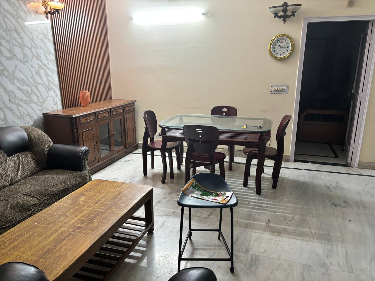 3 BHK Builder Floor For Rent in RWA Apartments Sector 50