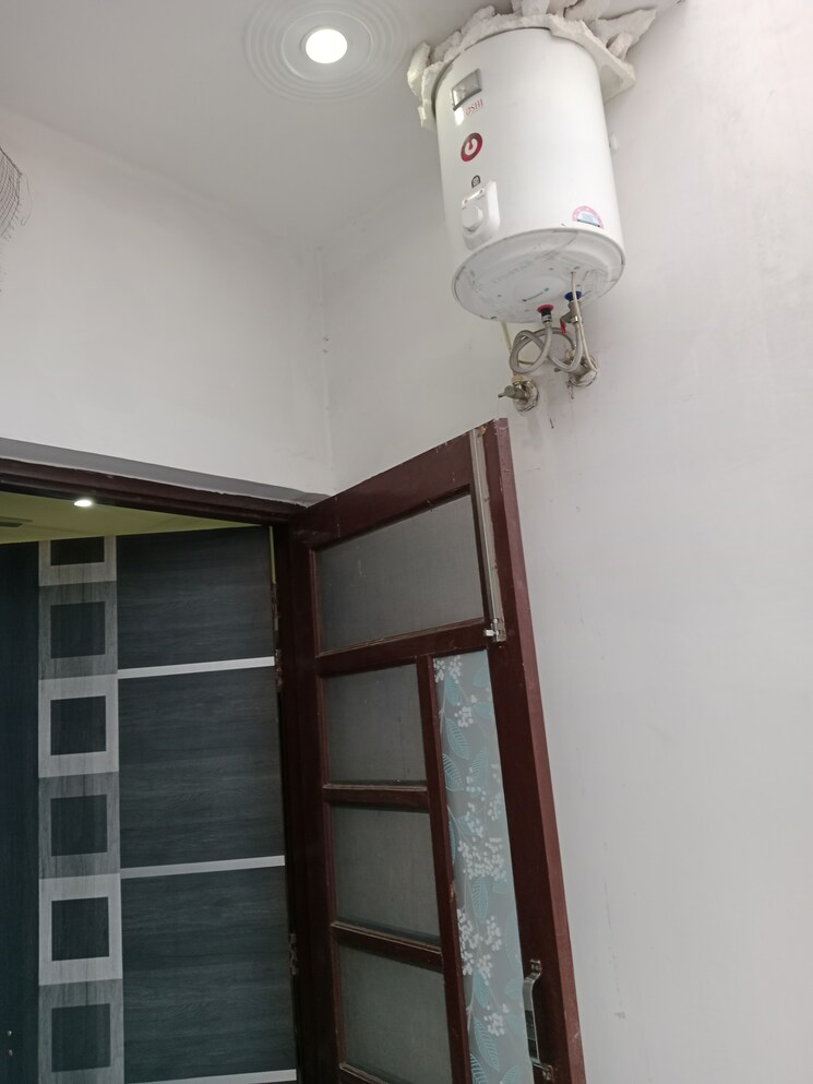 Other, sector 18 1.5 Bedroom 756 Sq.Ft. Builder Floor In Sector 18 Panipat 9148408