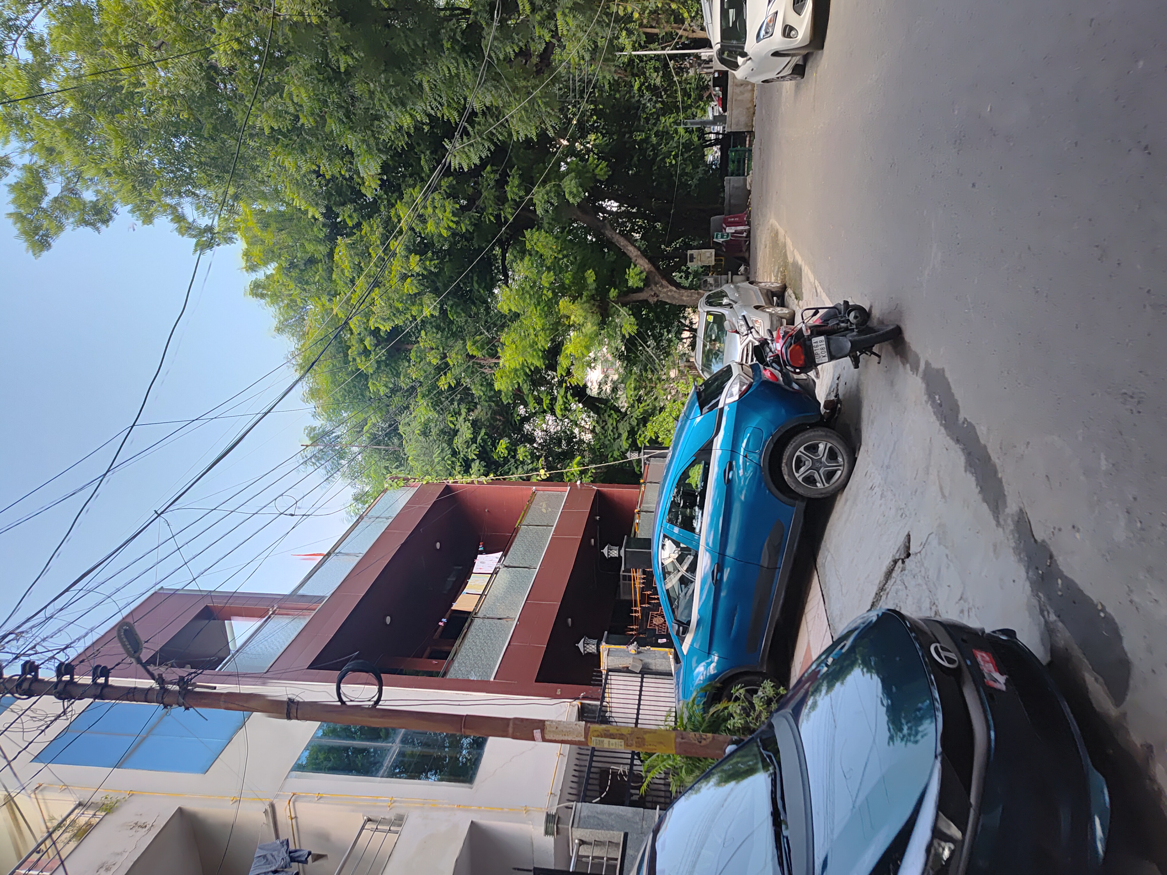 5 BHK + Pooja Room Independent House For Rent in RWA Apartments Sector 50