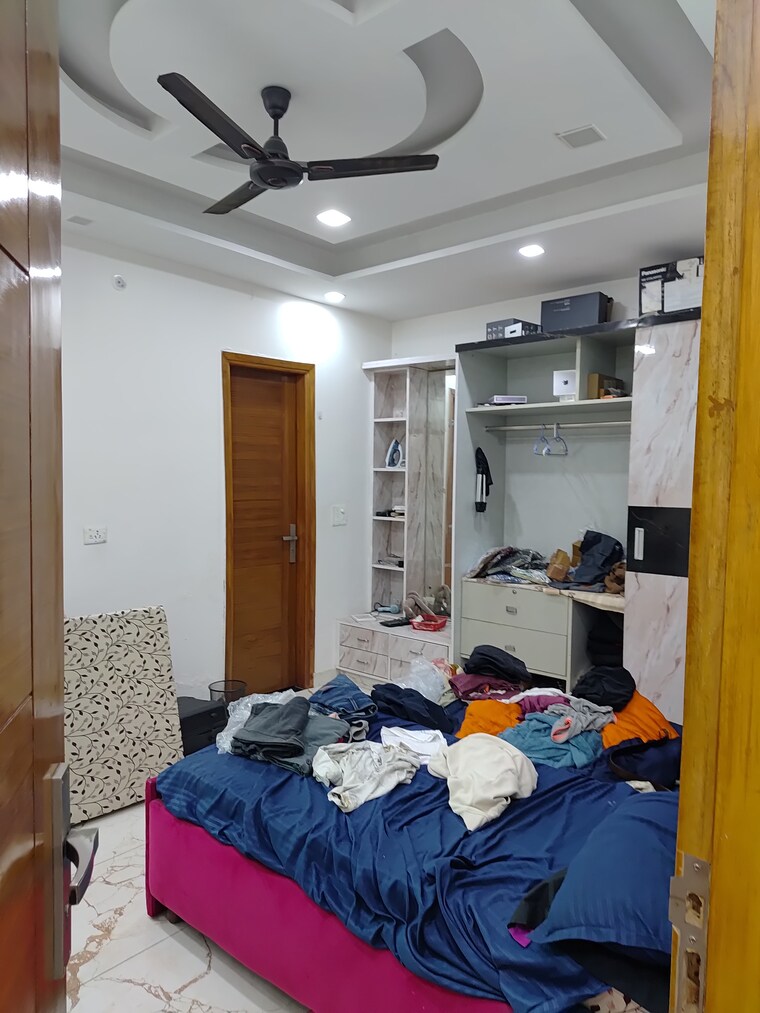 undefined, rwa-apartments-sector-50 5 Bedroom 180 Sq.Mt. Independent House In Sector 50 Noida 9148409