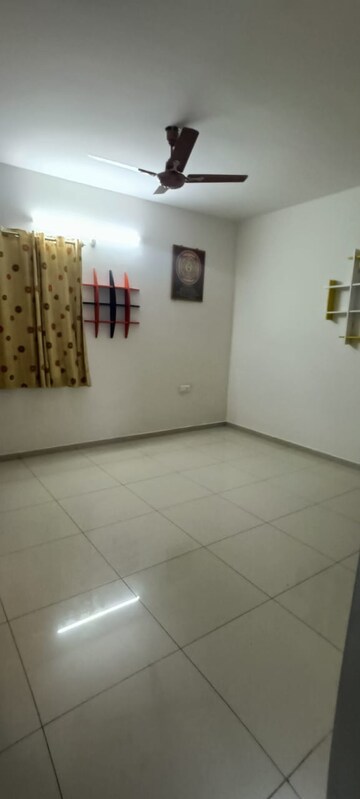 Room in 3 BHK Apartment at Rajapushpa Atria, Gachibowli – for Rent