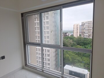 Room in 2 BHK Apartment at Rajshree Fifty Five East, Ghatkopar East – for Rent