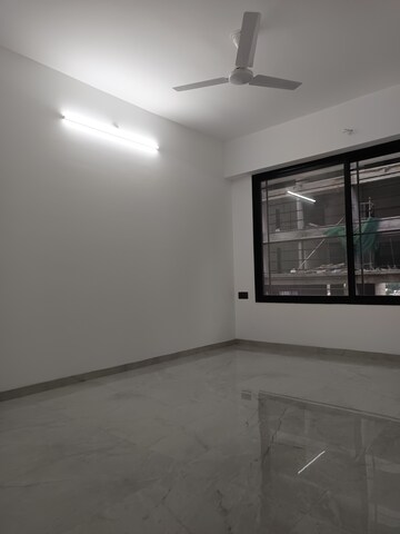 Room in 2 BHK Apartment at Unique Youtopia, Kharadi – for Rent