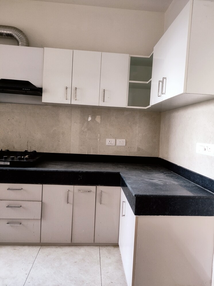 Kitchen, rishita-manhattan 3.5 Bedroom 1865 Sq.Ft. Apartment In Gomti Nagar Lucknow 9148494