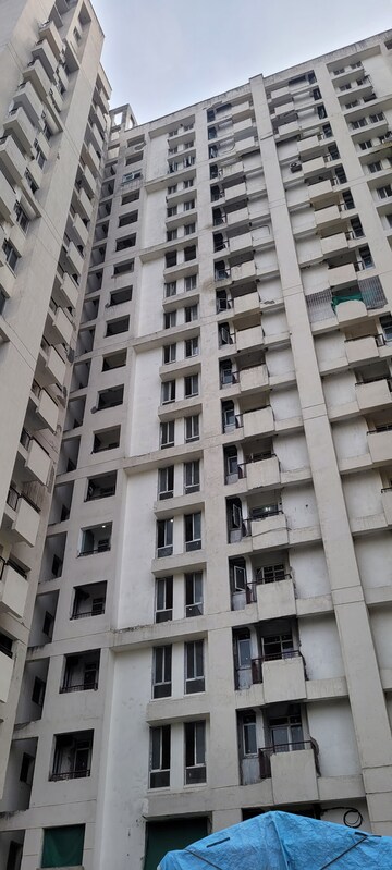 2 BHK Apartment For Sale in Sector 131