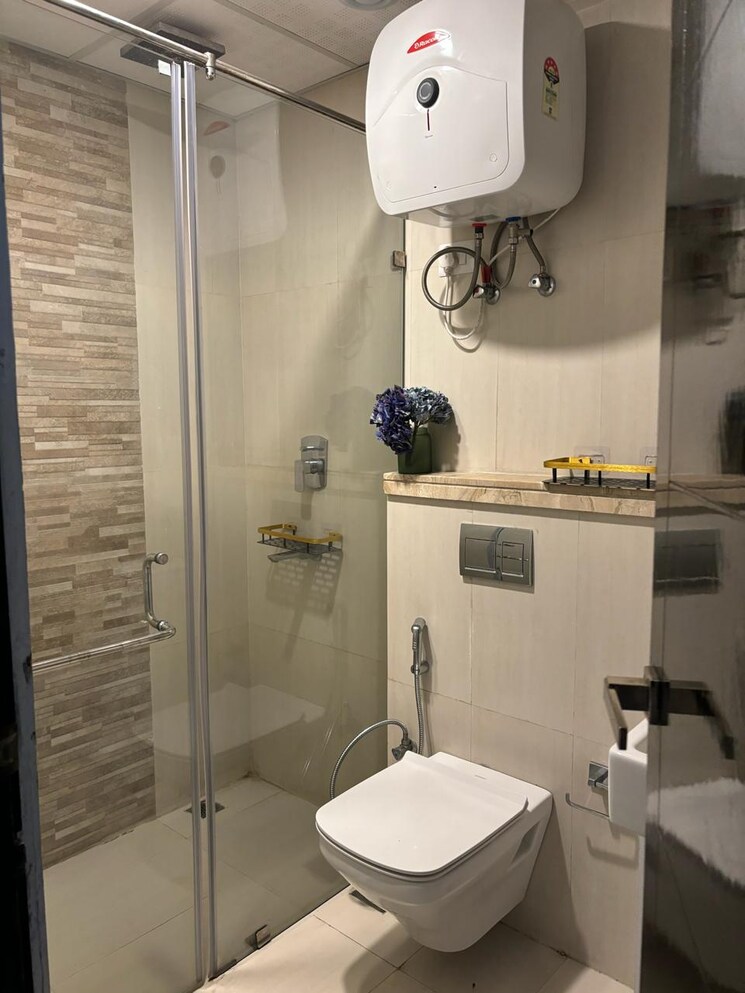 Bathroom, sector 131 2 Bedroom 950 Sq.Ft. Apartment In Sector 131 Noida 9148518