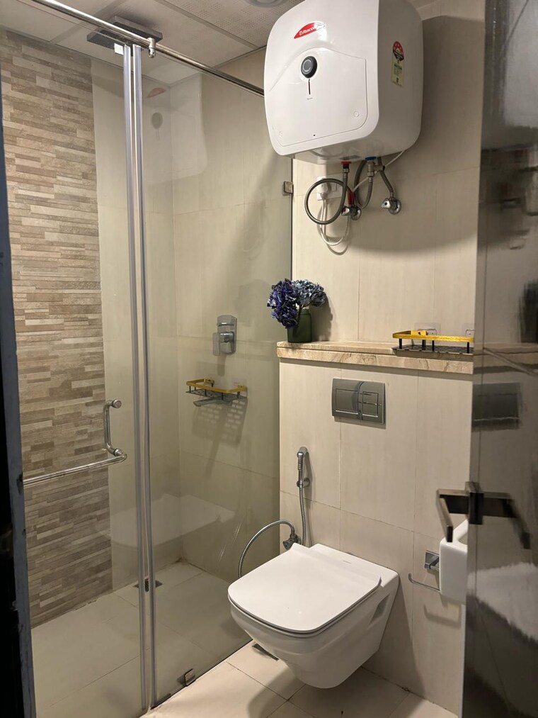 Bathroom, sector 131 2 Bedroom 950 Sq.Ft. Apartment In Sector 131 Noida 9148518