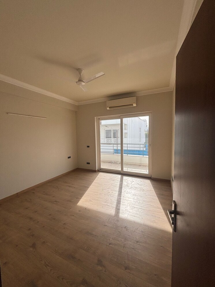 Room, central-park-3-flower-valley 4 Bedroom 4000 Sq.Ft. Villa In Sohna Sector 33 Gurgaon 9148517