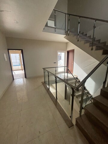 Team Area in 4 BHK Villa at Central Park 3 Flower Valley, Sohna Sector 33 – for Sale