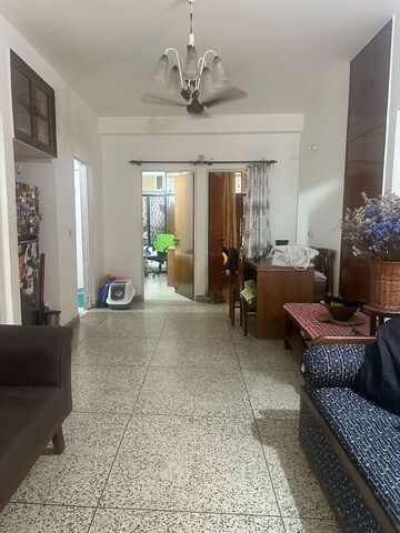 Living Room in 2 BHK Builder Floor at RWA Chittaranjan Park Block R, Chittaranjan Park – for Rent
