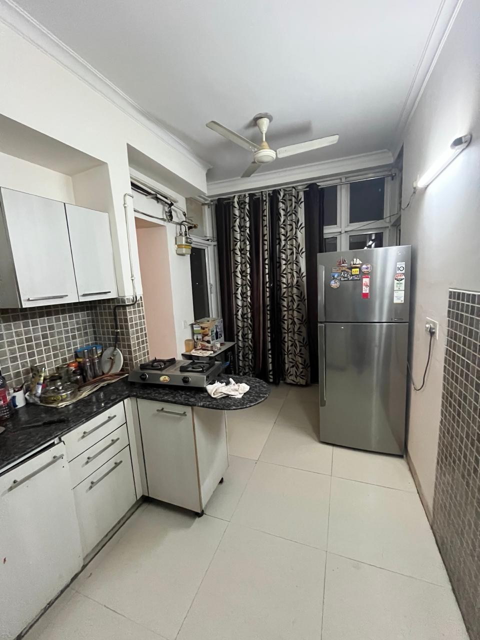 2 BHK Apartment For Rent in Gaur City 2 - 14th Avenue