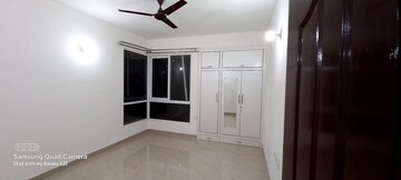 Room in 3 BHK Apartment at BBD Green City, Gomti Nagar – for Rent
