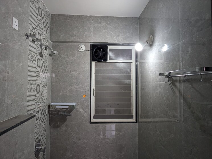 Bathroom, vanaz-corner 2 Bedroom 1000 Sq.Ft. Apartment In Kothrud Pune 9148697