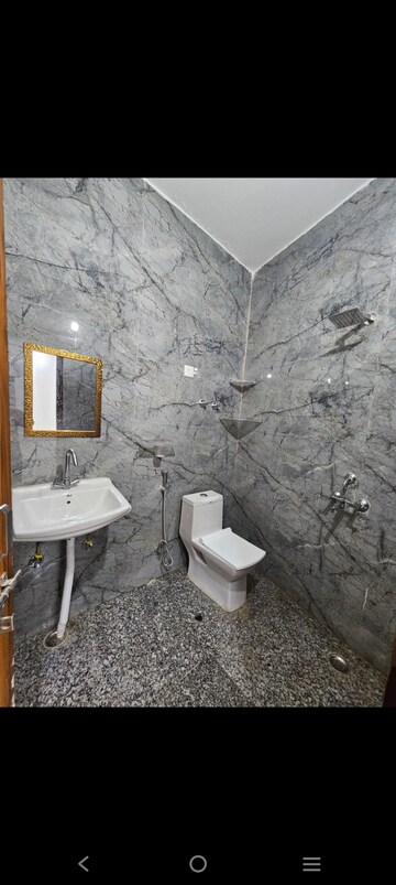 Bathroom in 1 BHK Builder Floor at Saket – for Rent