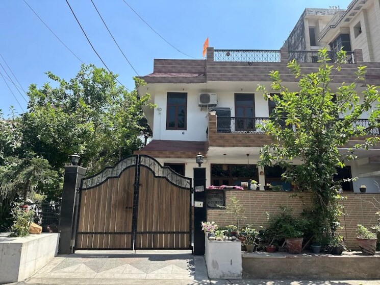 Exterior View, sunlight-apartments-sector-44 2 Bedroom 252 Sq.Mt. Independent House In Sector 44 Noida 9148725